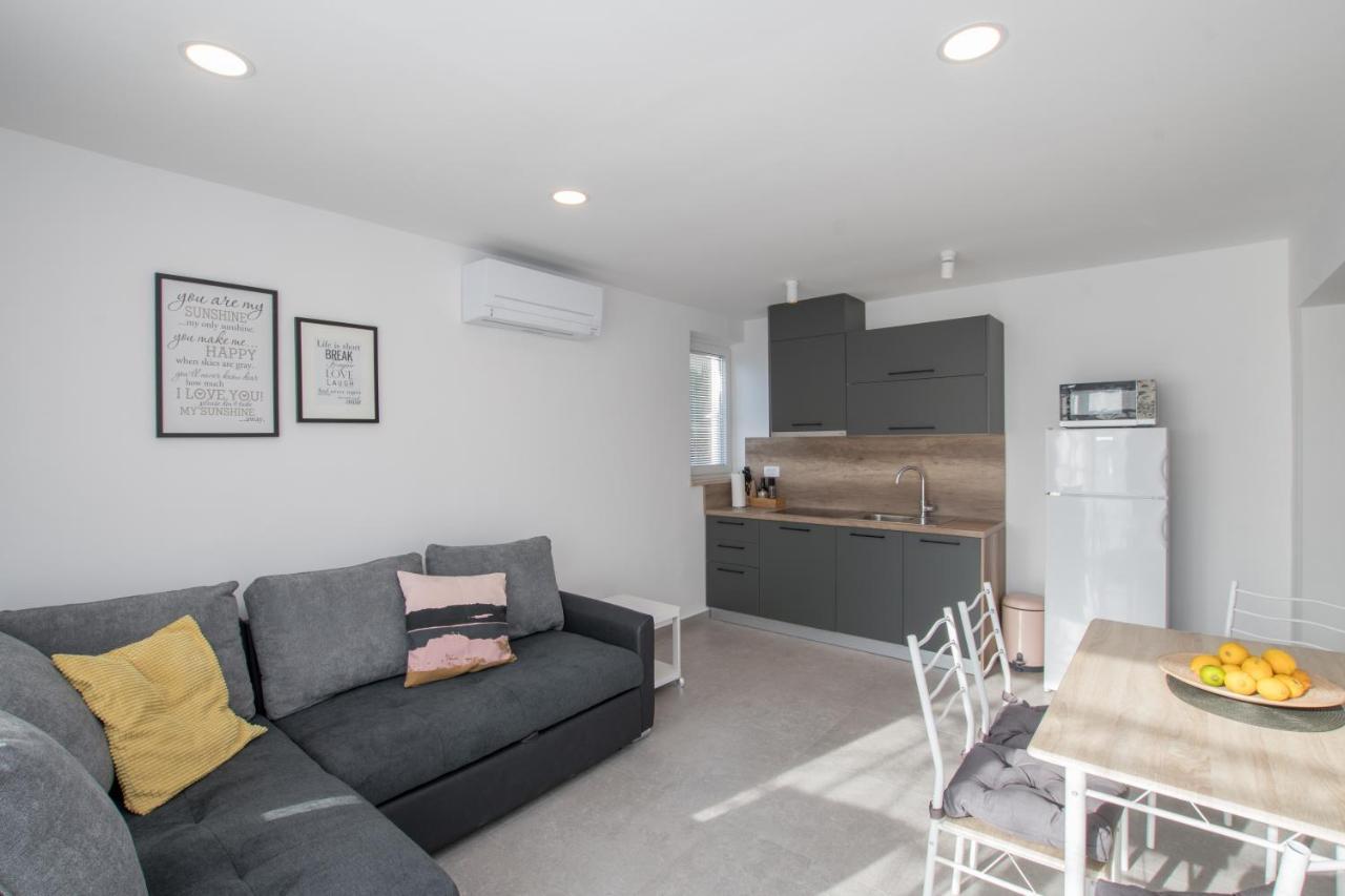 Apartments Lirio أوماغ المظهر الخارجي الصورة