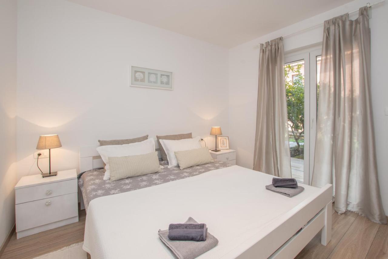 Apartments Lirio أوماغ المظهر الخارجي الصورة