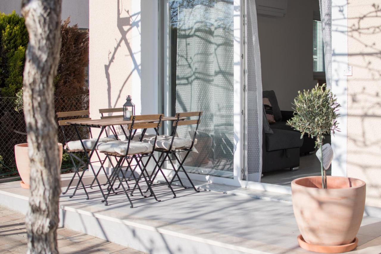 Apartments Lirio أوماغ المظهر الخارجي الصورة