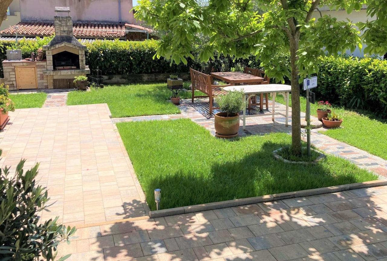 Apartments Lirio أوماغ المظهر الخارجي الصورة